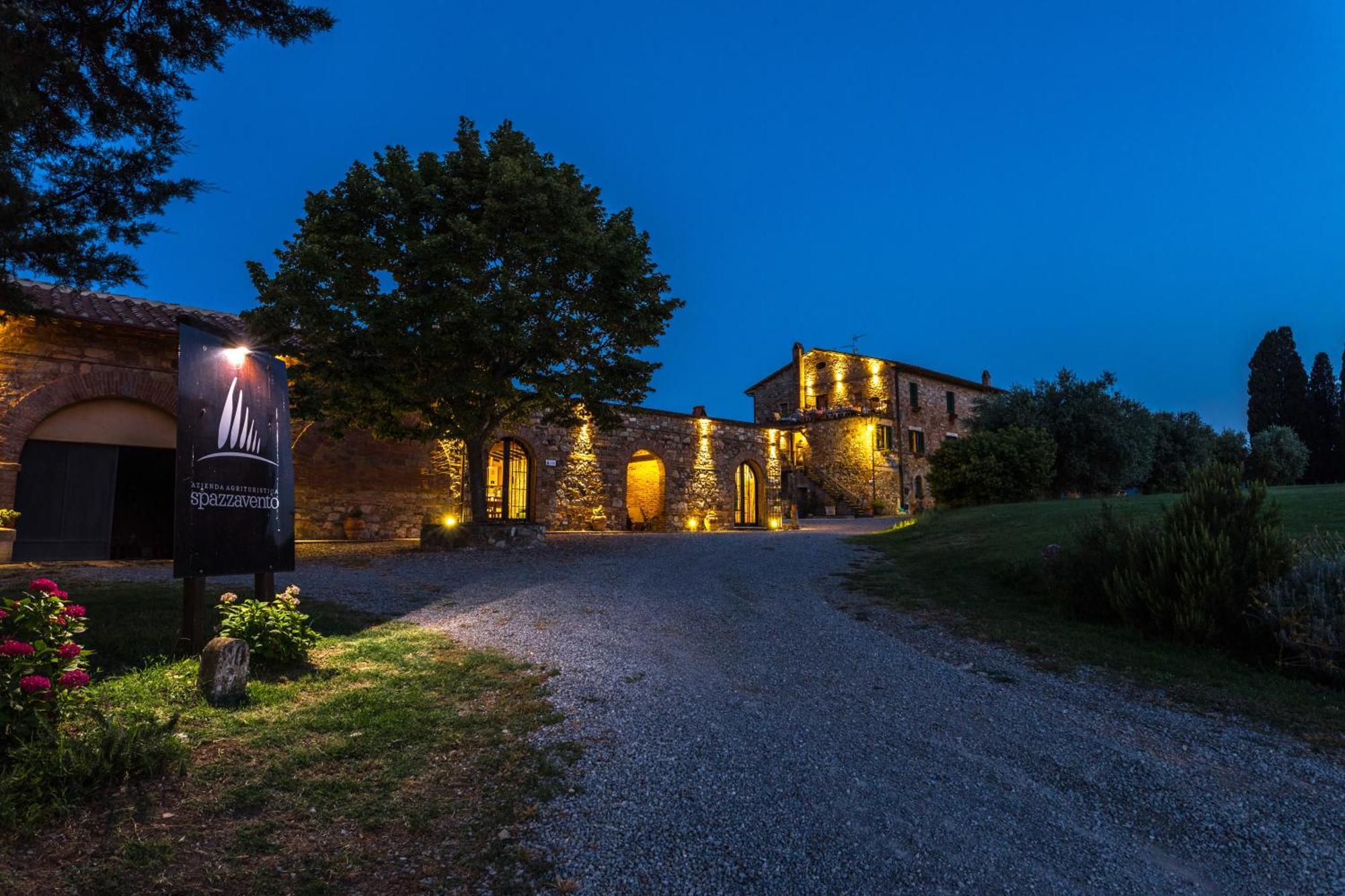 Palazzone Agriturismo Spazzavento מראה חיצוני תמונה