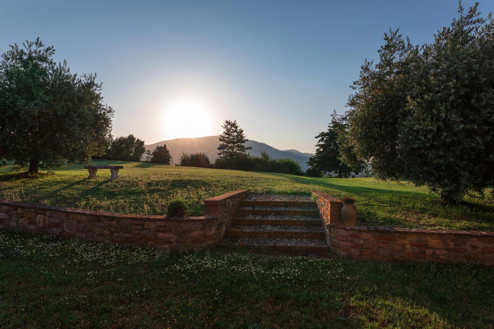 Palazzone Agriturismo Spazzavento מראה חיצוני תמונה